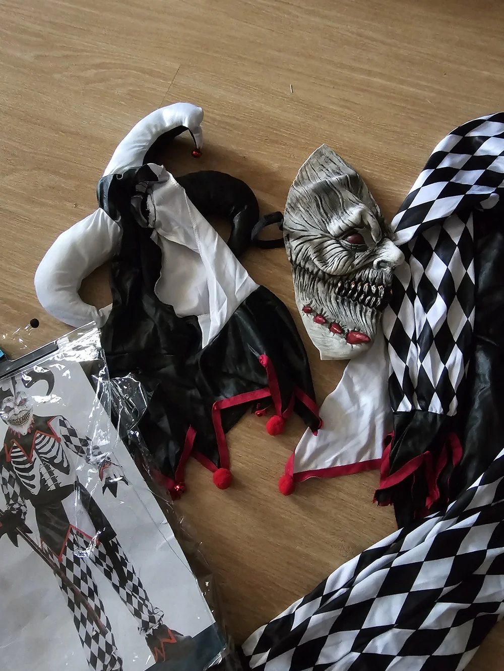 Sinister Jester Kids Costume - Black, White & Red